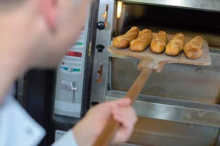 Fabrication four à pain avec bruleurs à granulés France